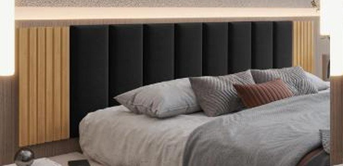 Cabeceira estofada com ripado de madeira para cama casal